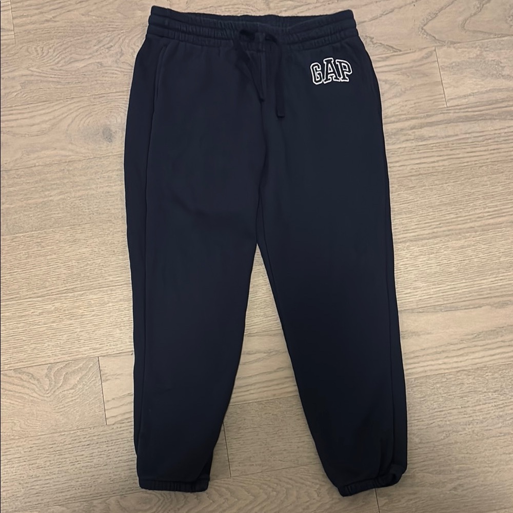Gap navy cuffed joggers(NWOT)